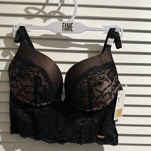 NWT FAME by Frederick’s of Hollywood Push Up Laced Long Line Bra.